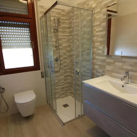 Apartman Elegant Retreat With Pool View Lignano Sabbiadoro