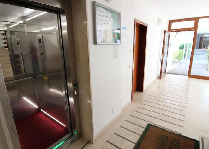 Elegant Retreat With Pool View